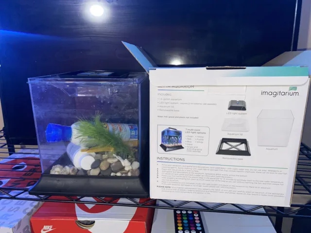 Aquarium Fish Tank 1.2gal Small Betta Tank Starter Kit with LED Light and Filter