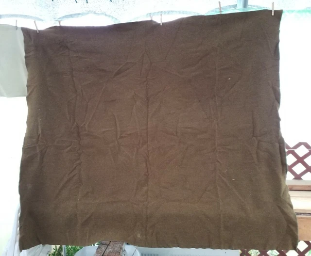 Vintage Collectible Green Army Wool Blanket Heavy-duty Military Memorabilia
