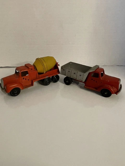VINTAGE TOOTSIETOYS 5 1/4