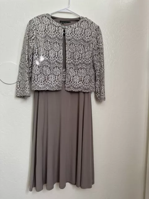 Jessica Howard Dress and Jacket Size 4P Taupe