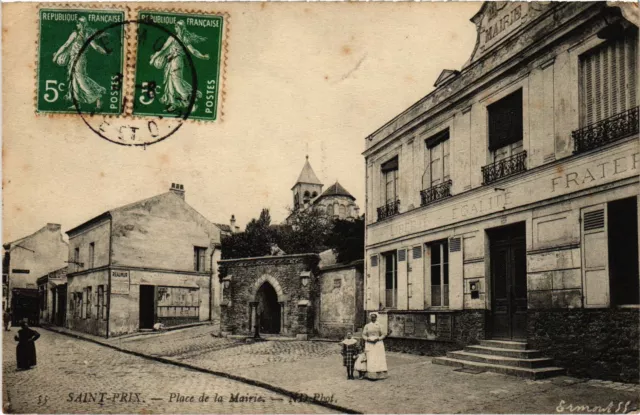 CPA Saint-Prix Place de la Mairie FRANCE (1307786)