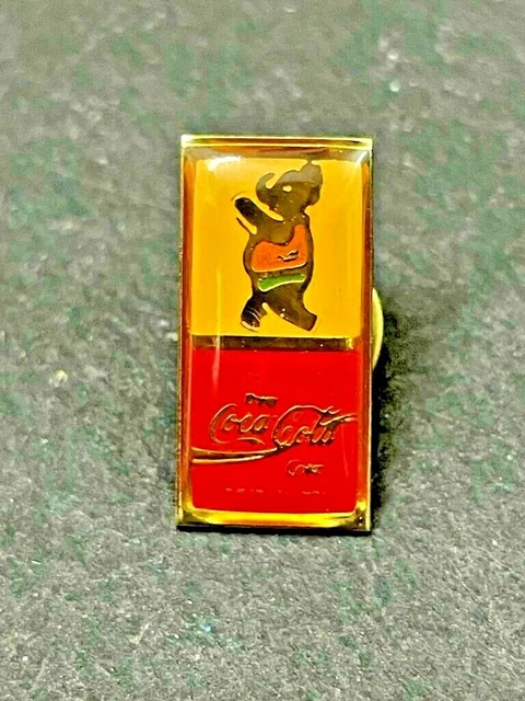 RARE PLATEAU VINTAGE coca cola collection rouge diametre 35 cm plaque