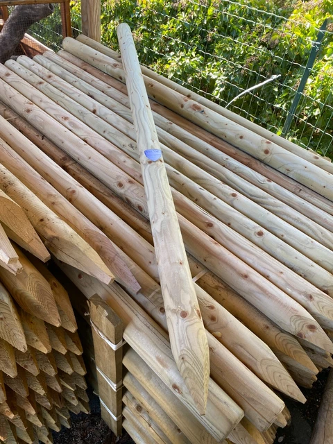 Set Di 48 Pali In Legno 8x250 Per Staccionate Efficaci