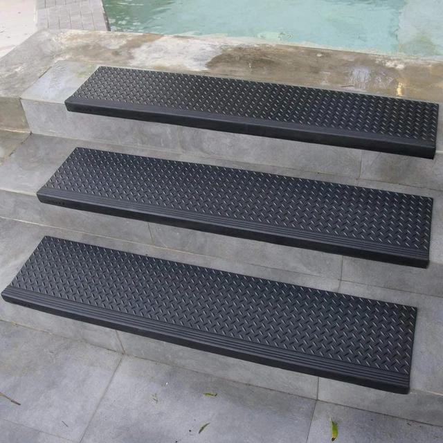 10-104-014-6pk Diamond-Plate 10 x 36″-6 Pack Commercial Step Mats