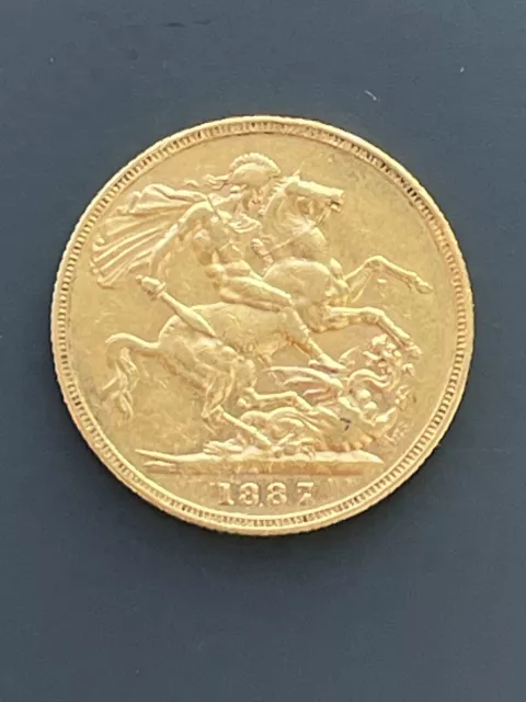 Great Britain 1887 - Queen Victoria 2nd Portrait Full Sovereign 22ct Gold Coin