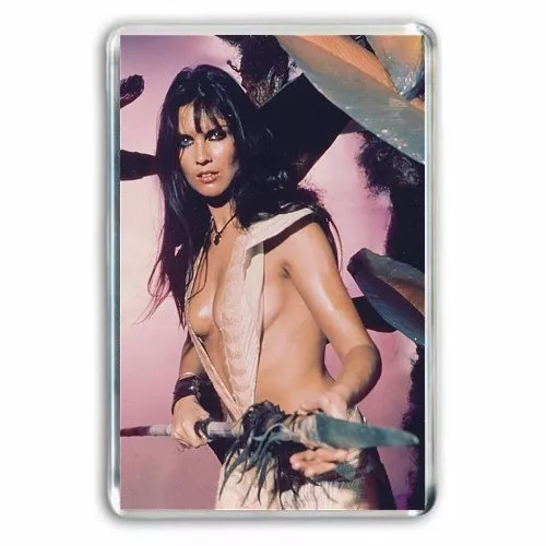 Retro -At The Earths Core - Caroline Munro Jumbo Fridge /Locker Magnet