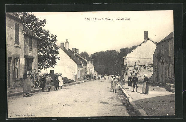 CPA Suilly-la-Tour, Grande Rue