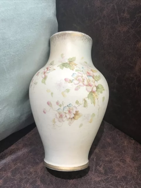 Crown Devon Fielding's S F & Co - Blushware Vase Royal Clarence - 7.5" 3
