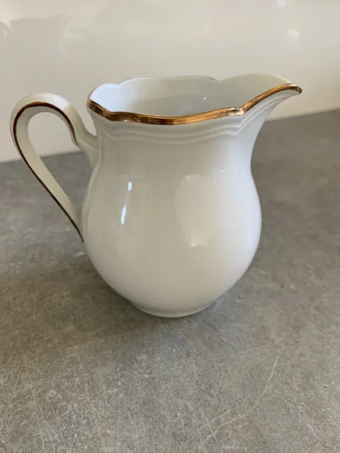 Pot à lait Haute porcelaine