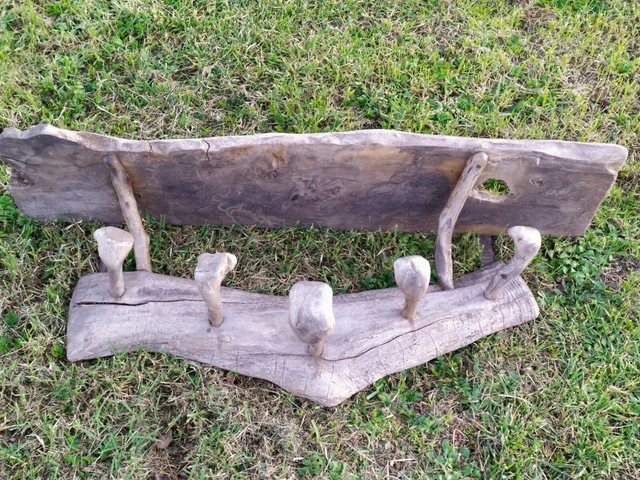 Portemanteau: avec 8 patères pour manteaux | FRANKEL Portemanteau: avec 8 patères pour manteaux | FRANKEL