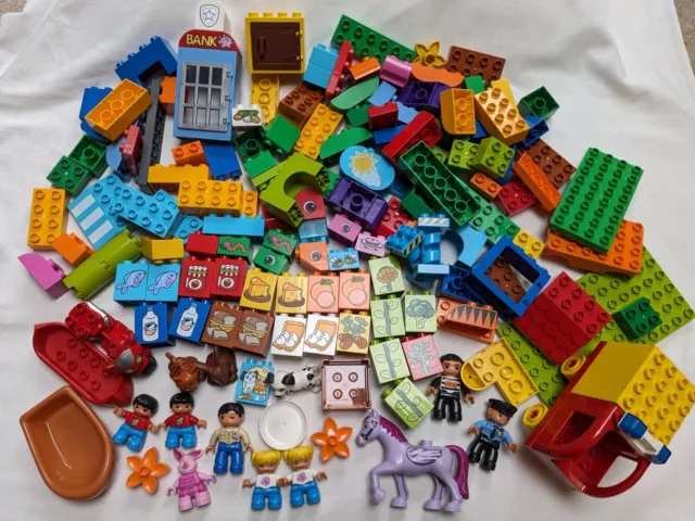 Mixed Job Lot of LEGO Duplo Approx. 1.8kg Figures, Animals, Pony, Bricks.