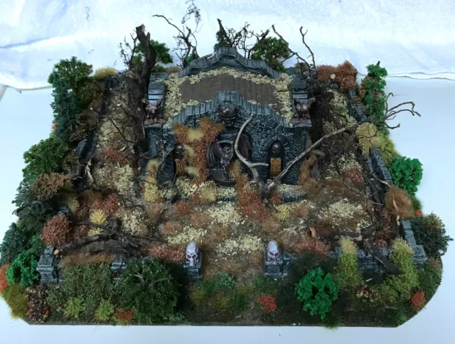 28mm Haunted Tomb Diorama with 7 Ghosts - Works with Dwarven Forge, D&D, DnD