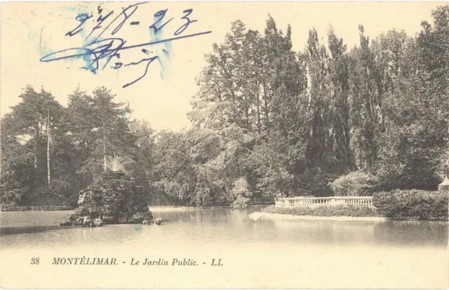 CPA 26 - MONTELIMAR - Le Jardin Public - LL