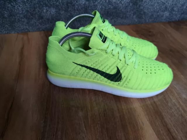 Free rn flyknit neon yellow top