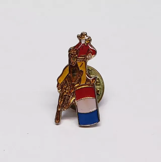 PIN Vintage WESTERN COWBOY Riding Barrel Racing Horseback Rodeo For Hat/Lapel