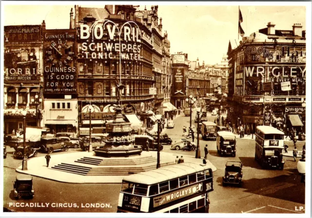 Retro Piccadilly Circus c1929 - Mayfair Cards London Reproduction Postcard J2B