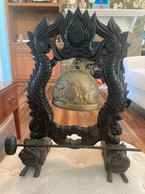 Early to Mid 19th Century Chinese Rosewood and Bronze Meditation Bell