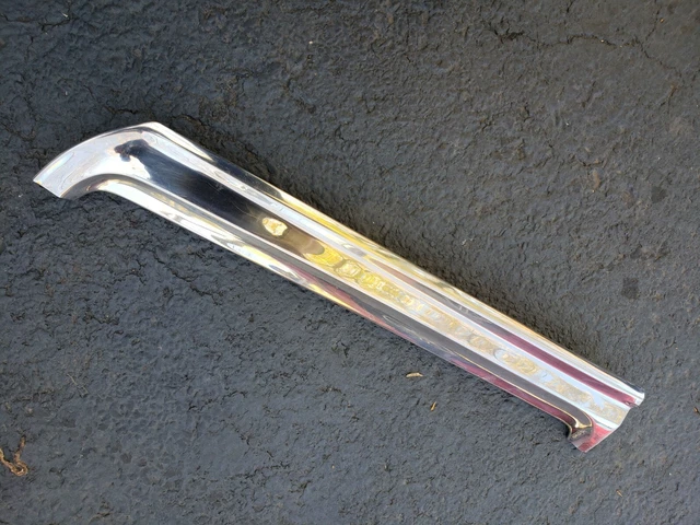 1969 FORD CYCLONE TORINO RIGHT SIDE Windshield Trim Molding COBRA FAIRLANE 1968