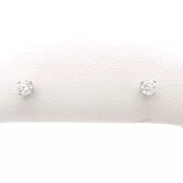 14k White Gold Round Diamond Stud Earrings