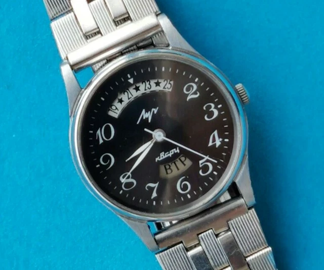 VINTAGE WATCH LUCH Quartz DayDate Black Dial m.2350 SERVICED Made in