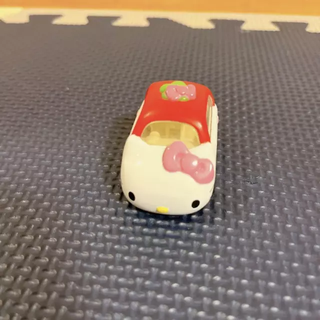 Sanrio Tomica Hello Kitty Collaboration Cute Mini Car Pink