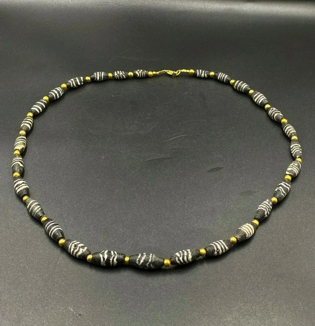 Ancient Old antique Pyu dynasty Glass beads rare trade  From southeast Asia 3