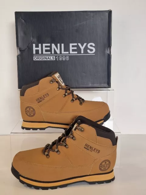 Henleys woodland boots store
