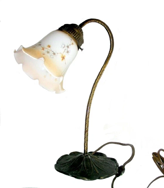 VTG Art Deco Lily Pad Table Lamp Tiffany Style Tulip Shade Bronze Base EXCELLENT