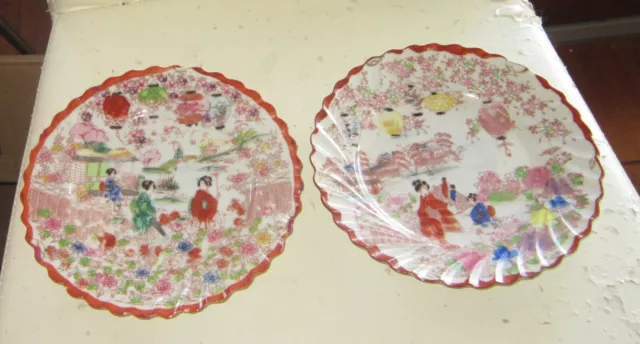 Pair of antique Chinese hand painted Famille Rose Canton china plates - exquisit