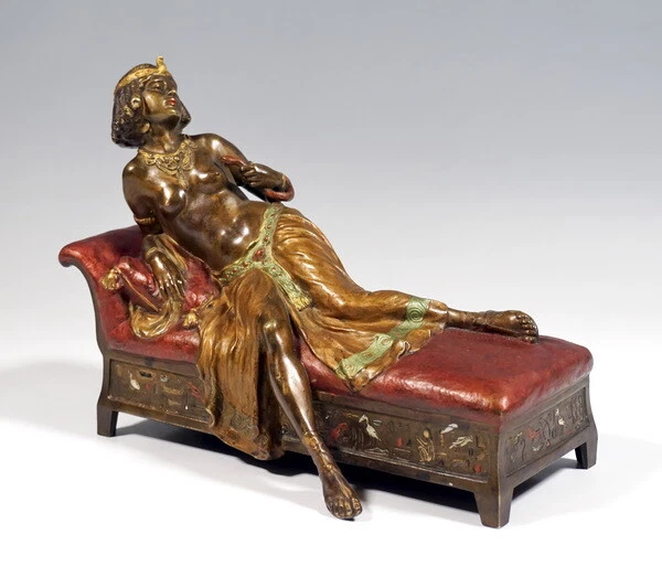 Antiguo Bronce Viena Femenina Desnudo Suicida El Cleopatra F. X. Minero Um 1920