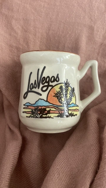 Vintage Las Vegas Ceramic Pottery Mug Retro Desert Landscape
