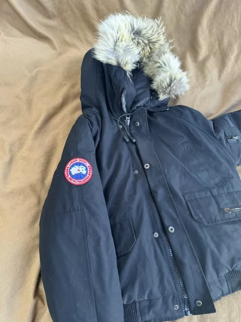 Canada Goose Chilliwack Bomber Jacket Parka Fur Hood Zip Down XS Excellent Black