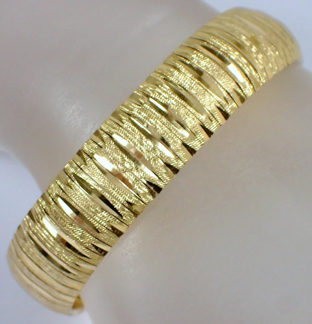 Designer Signed 26.5g SOLID 14k Yellow Gold Omega Flexible 11mm Bangle Bracelet Designer Signed 26.5g SOLID 14k Yellow Gold Omega Flexible 11mm Bangle Bracelet