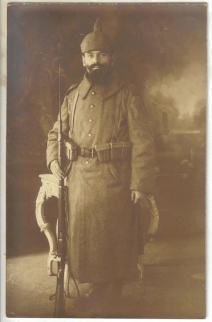 1. WK Foto AK feldgrau Pickelhaube Überzug Gewehr Ausrüstung ANSCHAUEN !!!