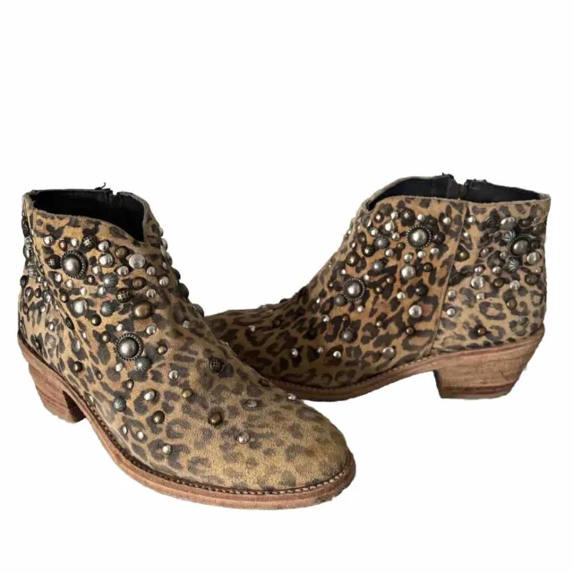 Free People Vista Stud Ankle Boots Farylrobin Leopard Suede Distress Size 7