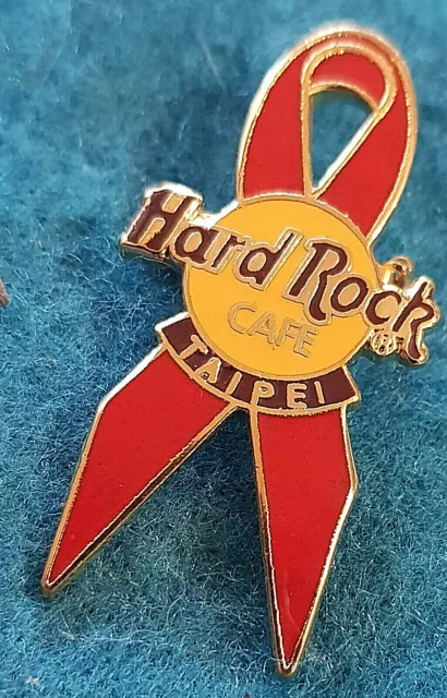 TAIPEI TAIWAN AIDS AWARENESS RED RIBBON DAY Hard Rock Cafe HRC VINTAGE PIN