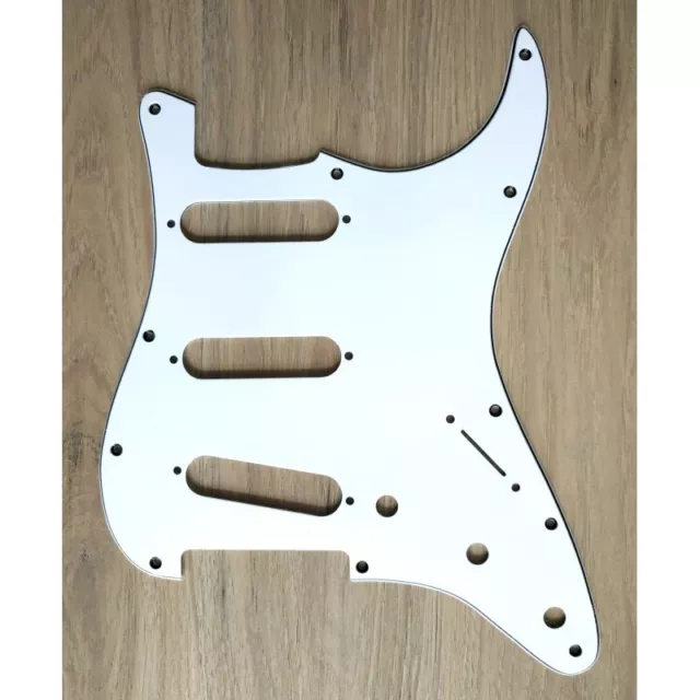 Pickguard Banc/noir/blanc 3ply 11trous pour Stratocaster post 72, pots 1cm