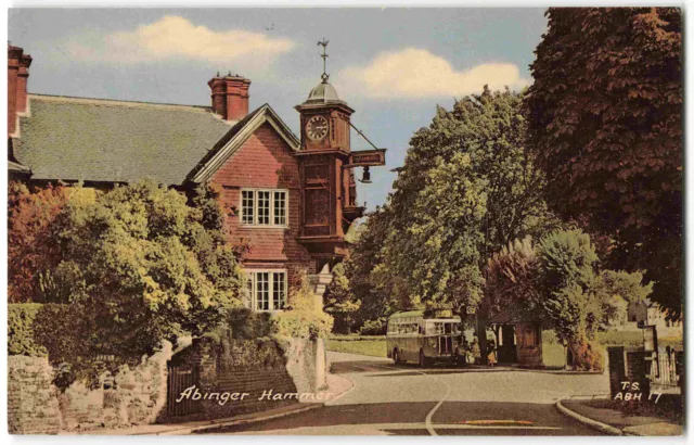 Abinger Hammer Surrey The Clock Nr Guildford Coach - C.1955 Postcard M15