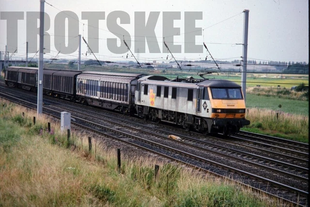 35MM SLIDE BR British Rail Electric Loco Class 90 90140 Winwich 1995 ...