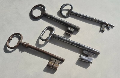 Lot De 2 Clés Déco Prédécoupées - Ancien Stock Acier - Porte-Clés Décoratifs - Neuf