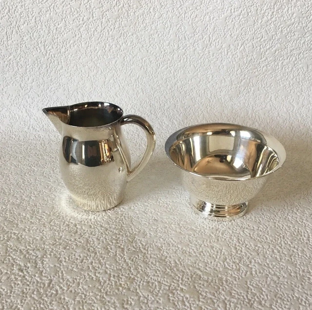 Vintage REED & BARTON Silverplate Creamer & Sugar Bowl, Paul Revere Design #15