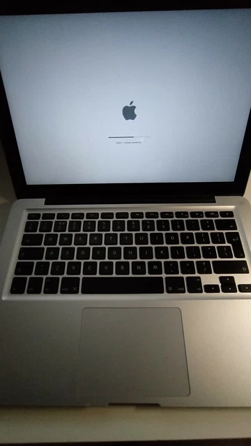 Apple MacBook Pro 13,3" (Intel Core i5, 2.50GHz, 6GB RAM, 500GB SSD) Laptop