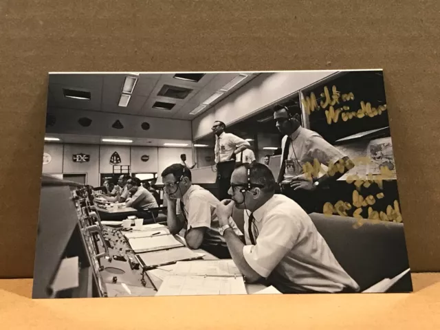 MILTON WINDLER Hand Signed Autograph 4x6 Photo - NASA FLIGHT DIRECTOR APOLLO