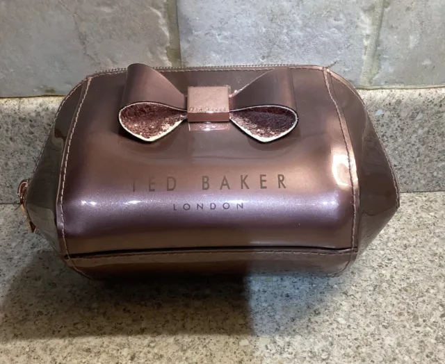 Ted Baker Bow Detail Rose Gold Patent Make up Cosmetic Bag