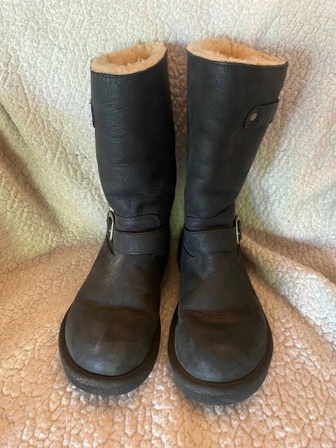 Premium UGG 'Biker Chick' Boots Womens Kensington Leather Sheepskin sz8 **RARE** Premium UGG 'Biker Chick' Boots Womens Kensington Leather Sheepskin sz8 **RARE**