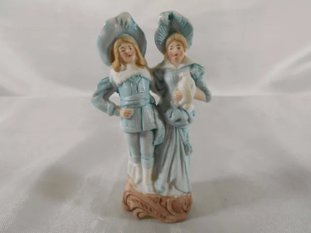 Tres Beau Biscuit Figurine Couple D' Amoureux En Porcelaine Allemande