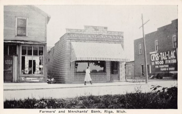 Riga MI Michigan Farmers Merchants Bank Main Street Post Office Vtg Postcard A30