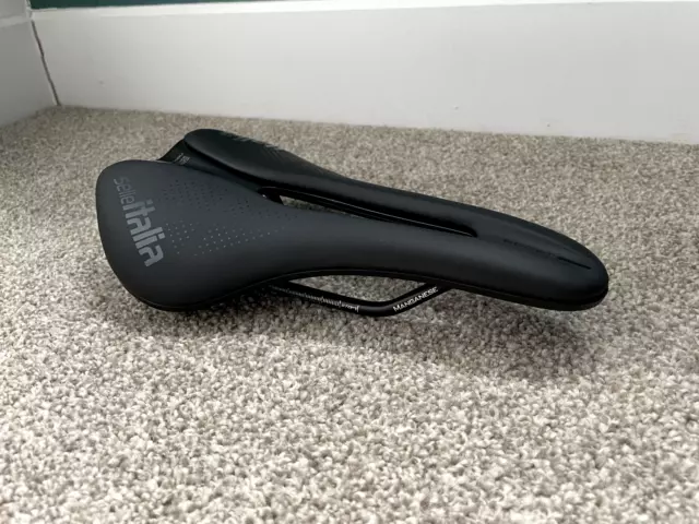 Selle Italia Novus Boost TM Superflow Road/MTB/Gravel Saddle L3 Fit 145mm Black