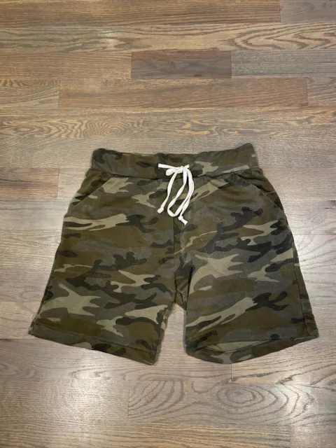 alternative mens camo shorts m