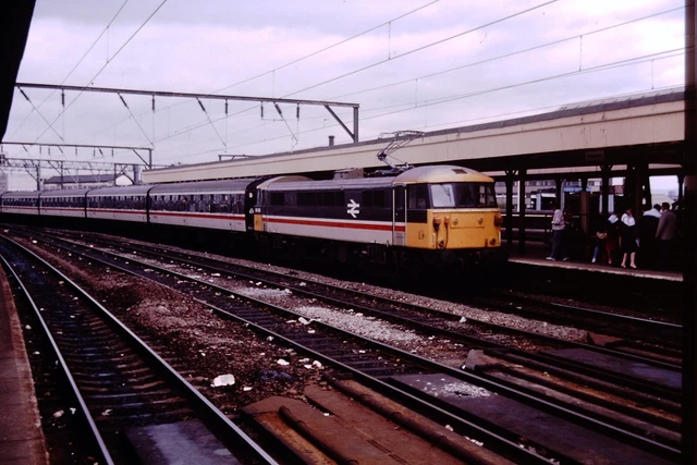 1980S BRITISH RAIL BR Diesel Electric Loco Railway 843 Slide Ref 179 £3 ...